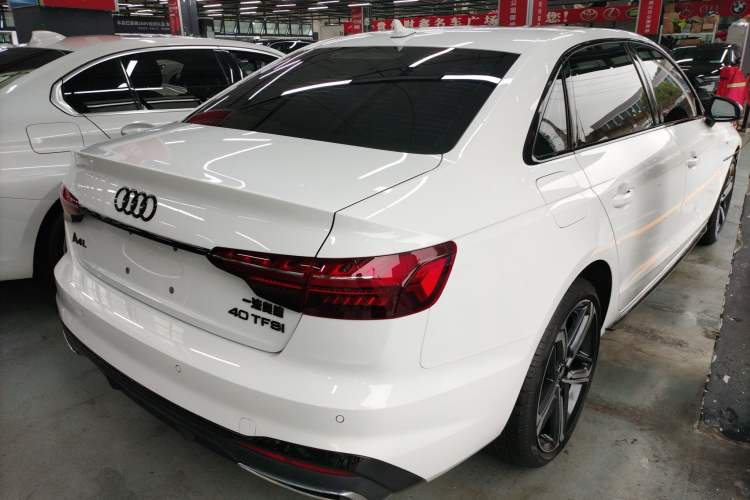 Used Audi A4L 2025 2 Million Units Enjoyment Version 40 TFSI Luxury Dynamic Edition Rear Right 45 Deg