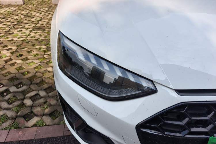Used Audi A4L 2025 2 Million Units Enjoyment Version 40 TFSI Luxury Dynamic Edition B&O Starry Night Edition Right Front Headlight