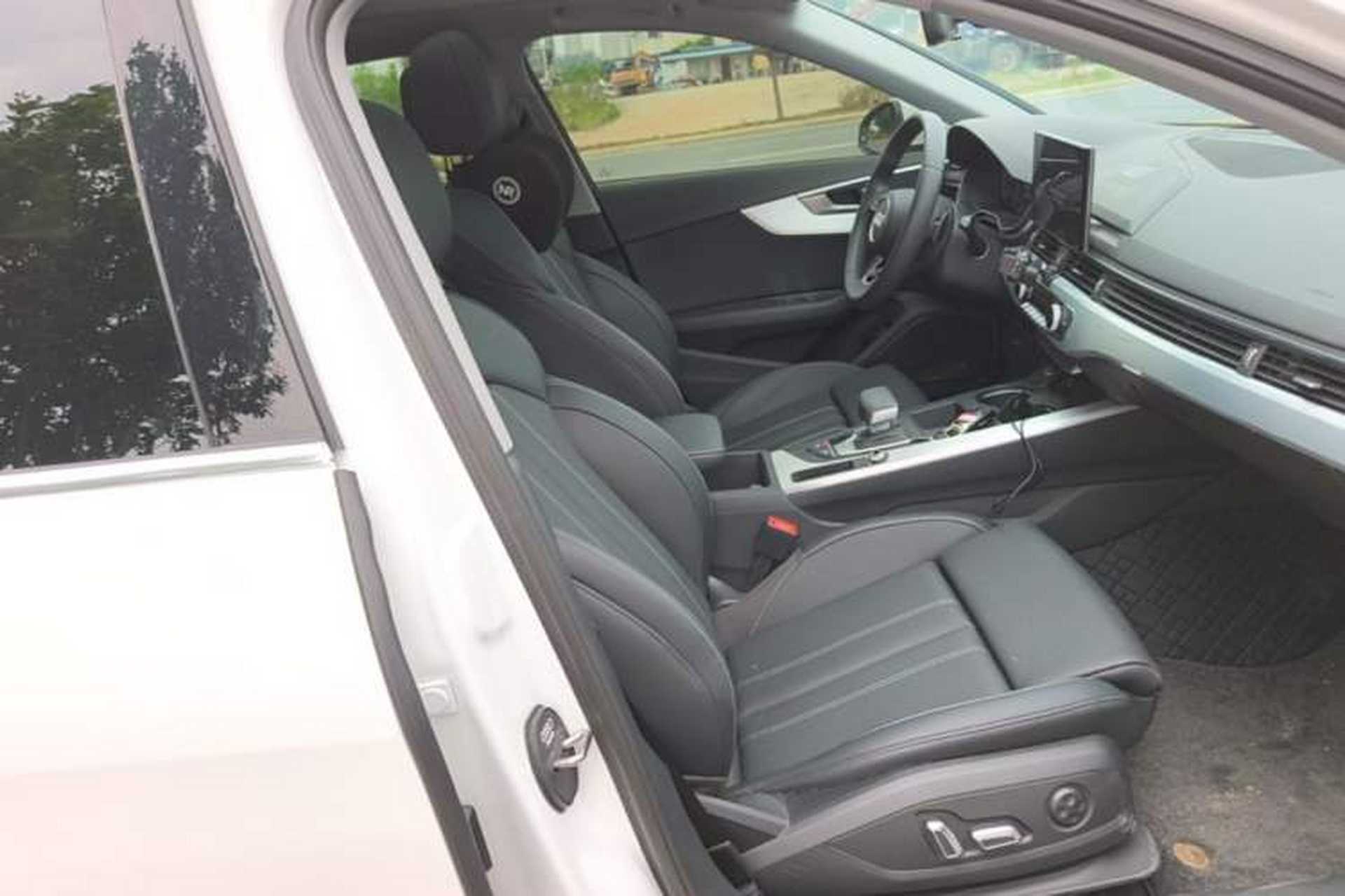 Used Audi A4L 2025 2 Million Units Enjoyment Version 40 TFSI Stylish and Dynamic Type Right Front Seat