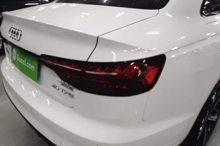 Used Audi A4L 2025 2 Million Units Enjoyment Version 40 TFSI Luxury Dynamic Edition Right Rear Taillight
