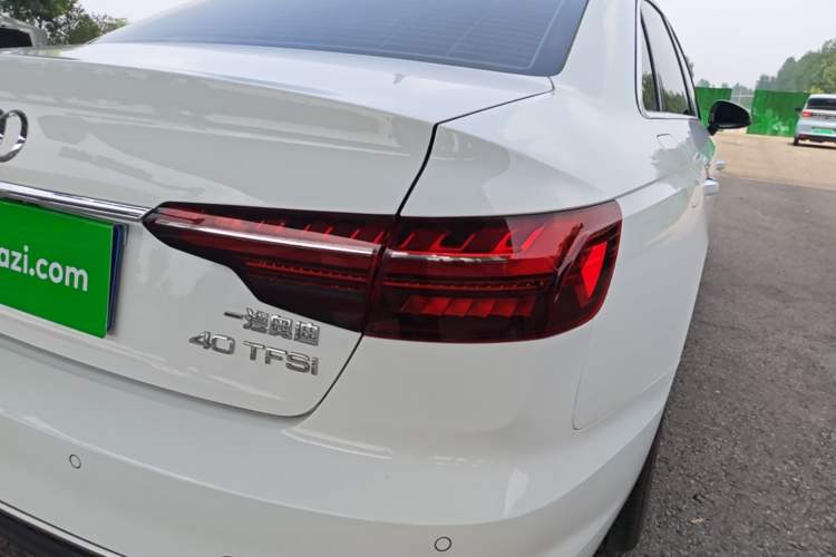 Used Audi A4L 2025 2 Million Units Enjoyment Version 40 TFSI Stylish and Dynamic Type Right Rear Taillight