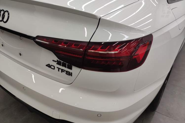Used Audi A4L 2025 2 Million Units Enjoyment Version 40 TFSI Luxury Dynamic Edition B&O Starry Night Edition Right Rear Taillight