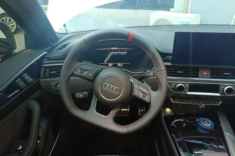 Used Audi A4L 2025 2 Million Units Enjoyment Edition 45 TFSI quattro Prestige Dynamic Type Steering Wheel