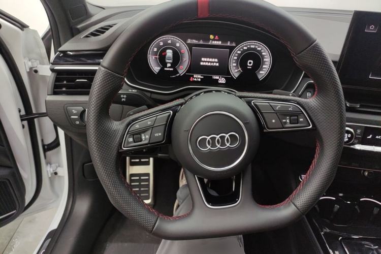 Used Audi A4L 2025 2 Million Units Enjoyment Version 40 TFSI Luxury Dynamic Edition B&O Starry Night Edition Steering Wheel