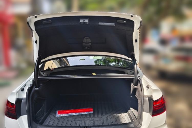 Used Audi A4L 2025 2 Million Units Enjoyment Version 40 TFSI Luxury Dynamic Edition Trunk