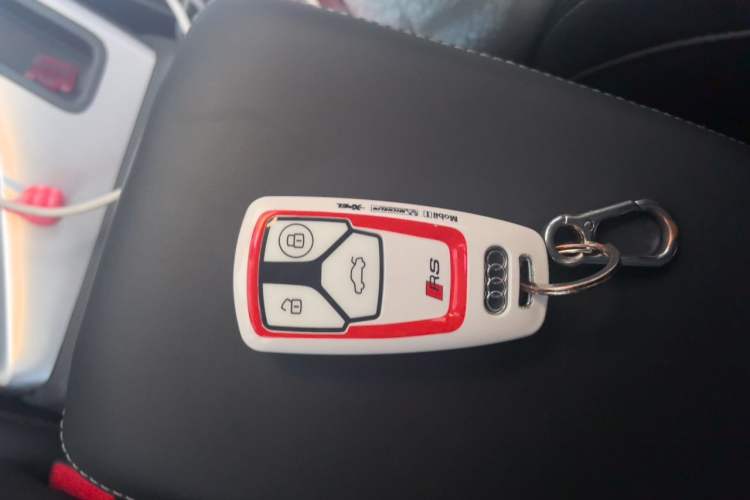 Used Audi A4L 2025 2 Million Units Enjoyment Version 40 TFSI Stylish and Dynamic Type Vehicle Key