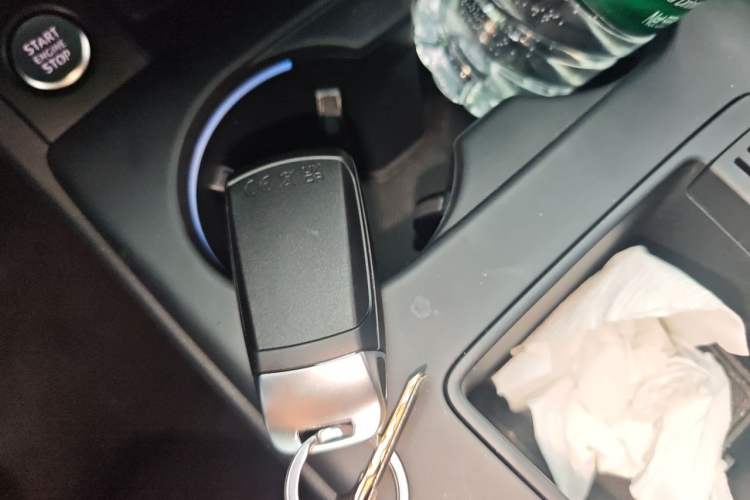 Used Audi A4L 2025 2 Million Units Enjoyment Version 40 TFSI Stylish and Dynamic Type Vehicle Key