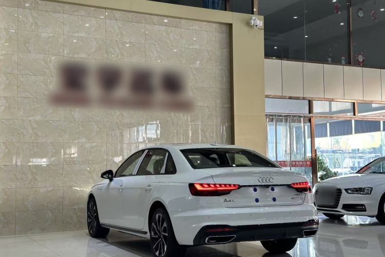 Used Audi A4L 2026 2 Million Units Yue Xiang Edition 40 TFSI Luxury Dynamic Version Exterior 5