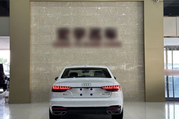 Used Audi A4L 2026 2 Million Units Yue Xiang Edition 40 TFSI Luxury Dynamic Version Exterior 6