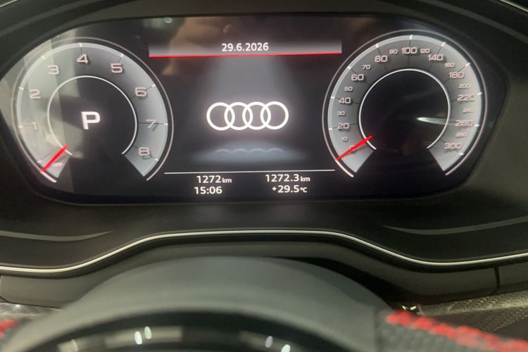 Used Audi A4L 2026 2 Million Units Yue Xiang Edition 40 TFSI Luxury Dynamic Version Odometer Close Up