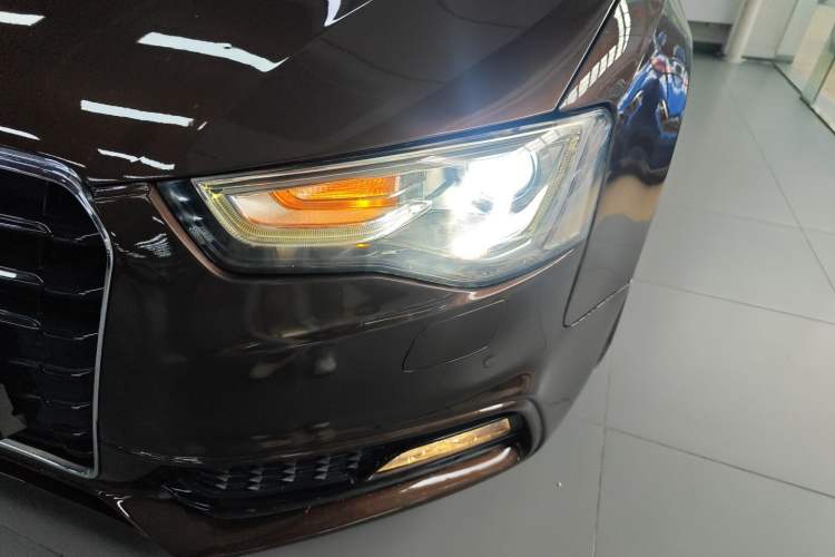 Used Audi A5 2016 Restyled Sportback 45 TFSI Comfort Version Left Front Headlight