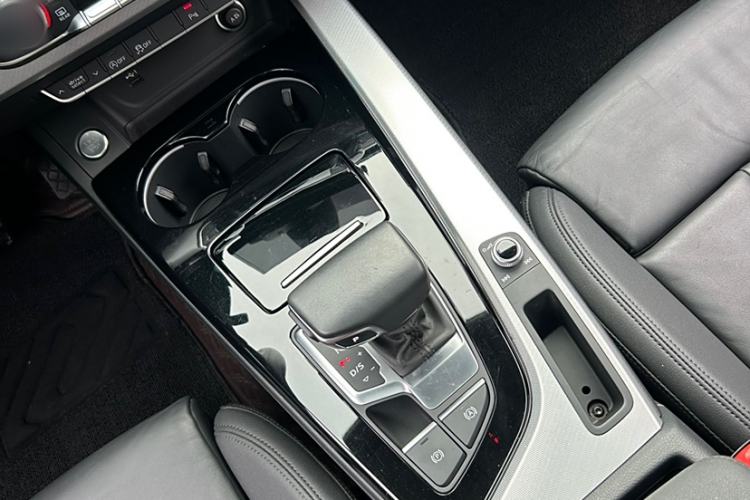 Used Audi A5 2023 Sportback 40 TFSI Fashionable and Dynamic Model Interior 1
