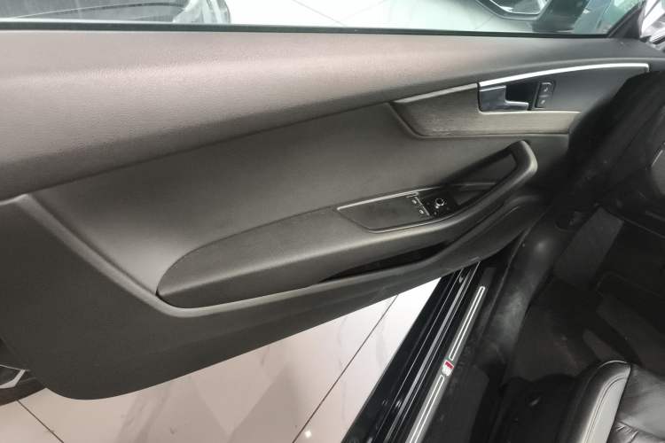 Used Audi A5 2019 Coupe 40 TFSI Fashion Edition China V Emission Standard Left Front Door Interior
