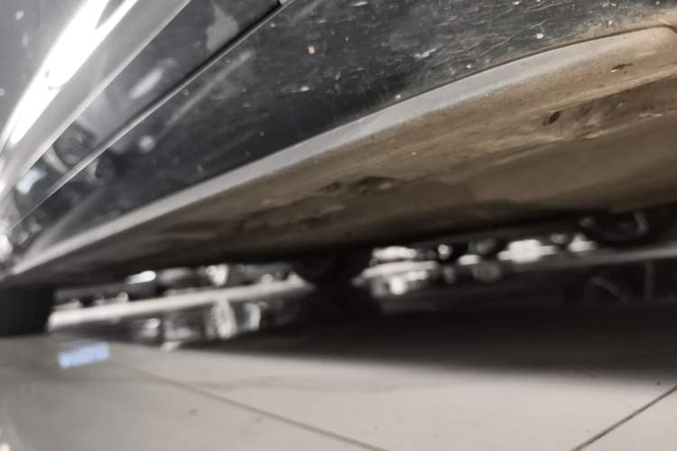 Used Audi A5 2019 Coupe 40 TFSI Fashion Edition China V Emission Standard Right Side Sill