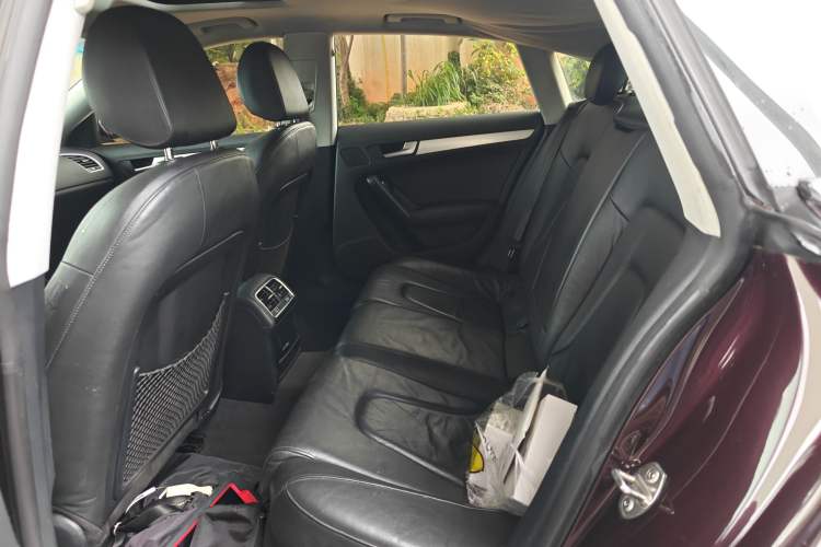Used Audi A5 2014 Sportback 45 TFSI Interior 4