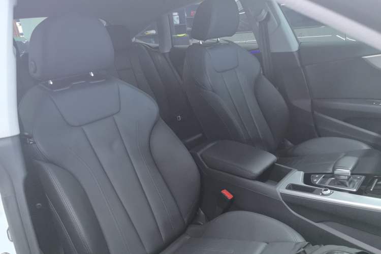 Used Audi A5 2023 Sportback 40 TFSI Fashionable and Dynamic Model Right Front Seat