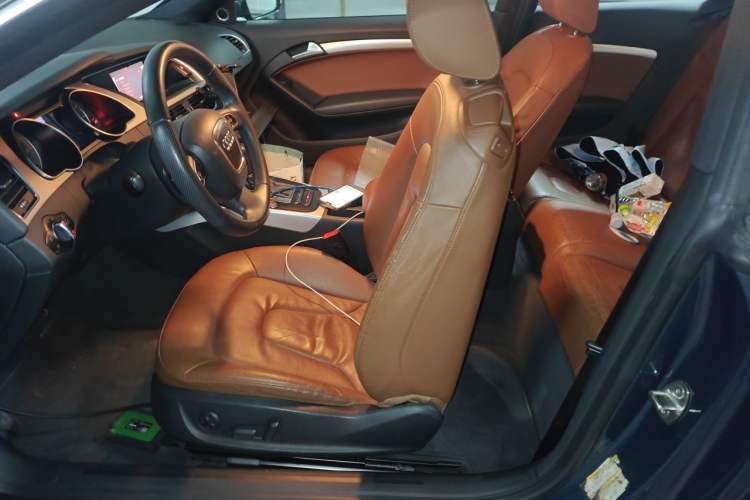 Used Audi A5 2008 3.2 coupe quattro Left Front Seat