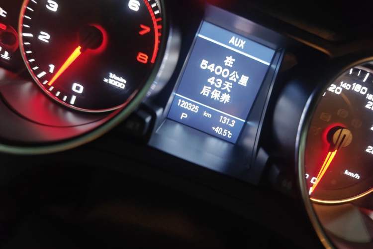 Used Audi A5 2008 3.2 coupe quattro Odometer Close Up