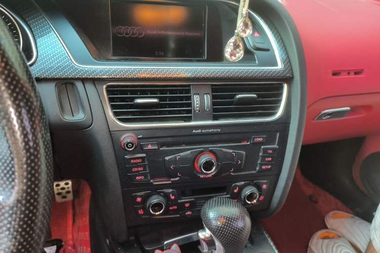 Used Audi A5 2008 3.2 coupe Audio And AC Panel