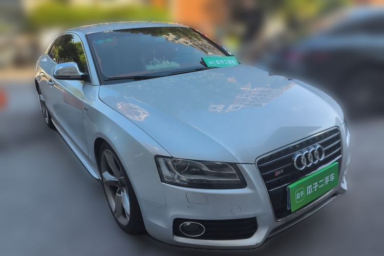 Used Audi A5 2008 3.2 coupe Front Right 45 Deg