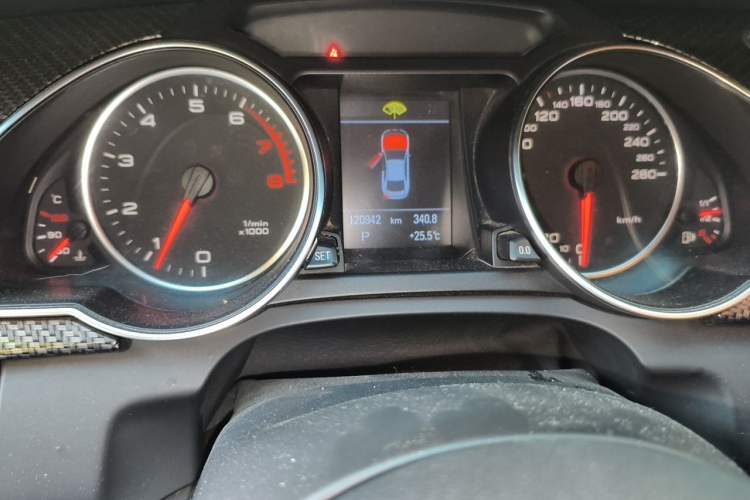 Used Audi A5 2008 3.2 coupe Odometer Close Up