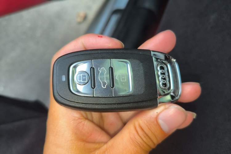 Used Audi A5 2008 3.2 coupe Vehicle Key