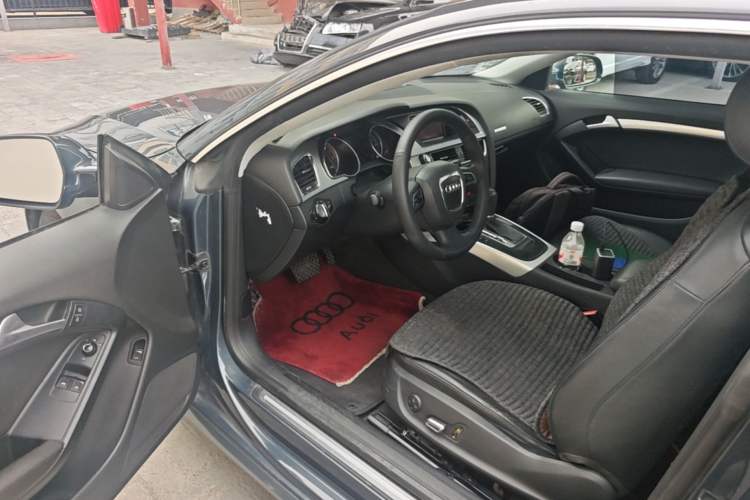 Used Audi A5 2009 2.0TFSI coupe Driver Seat