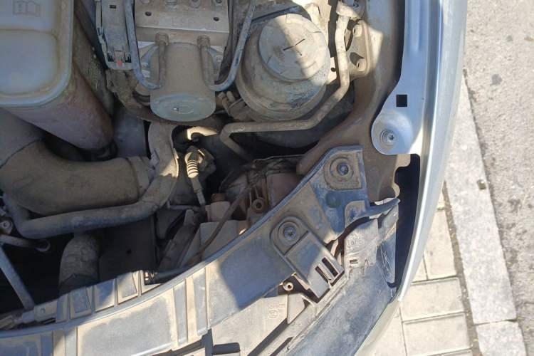 Used Audi A5 2009 2.0TFSI coupe Engine Bay Left