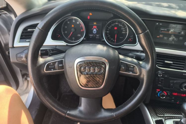 Used Audi A5 2009 2.0TFSI coupe Steering Wheel