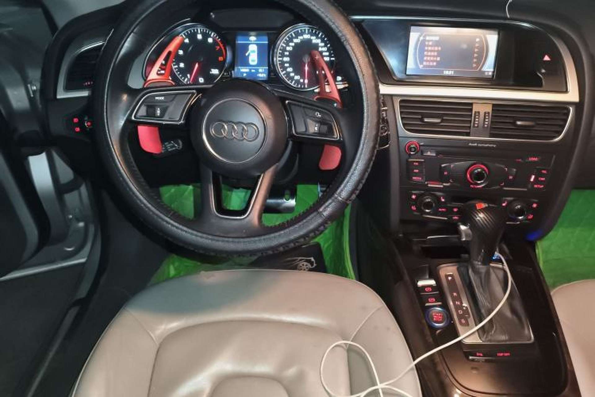 Used Audi A5 2009 2.0TFSI coupe Steering Wheel