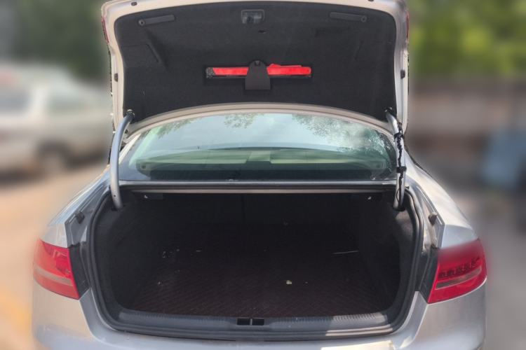 Used Audi A5 2009 2.0TFSI coupe Trunk