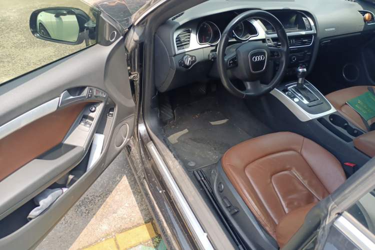Used Audi A5 2010 3.2 coupe quattro Driver Seat