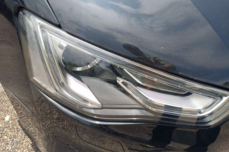 Used Audi A5 2010 3.2 coupe quattro Right Front Headlight