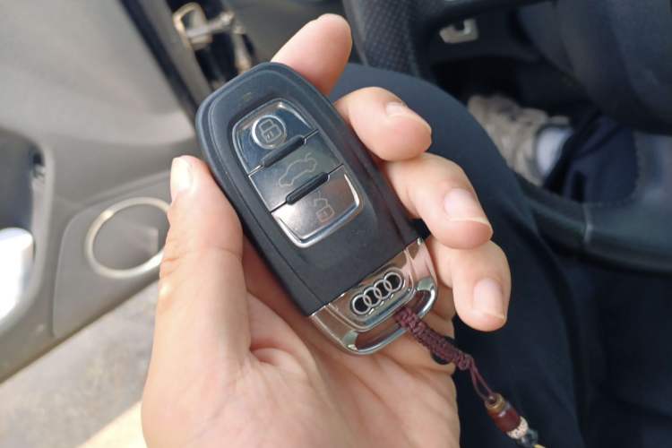 Used Audi A5 2010 3.2 coupe quattro Vehicle Key