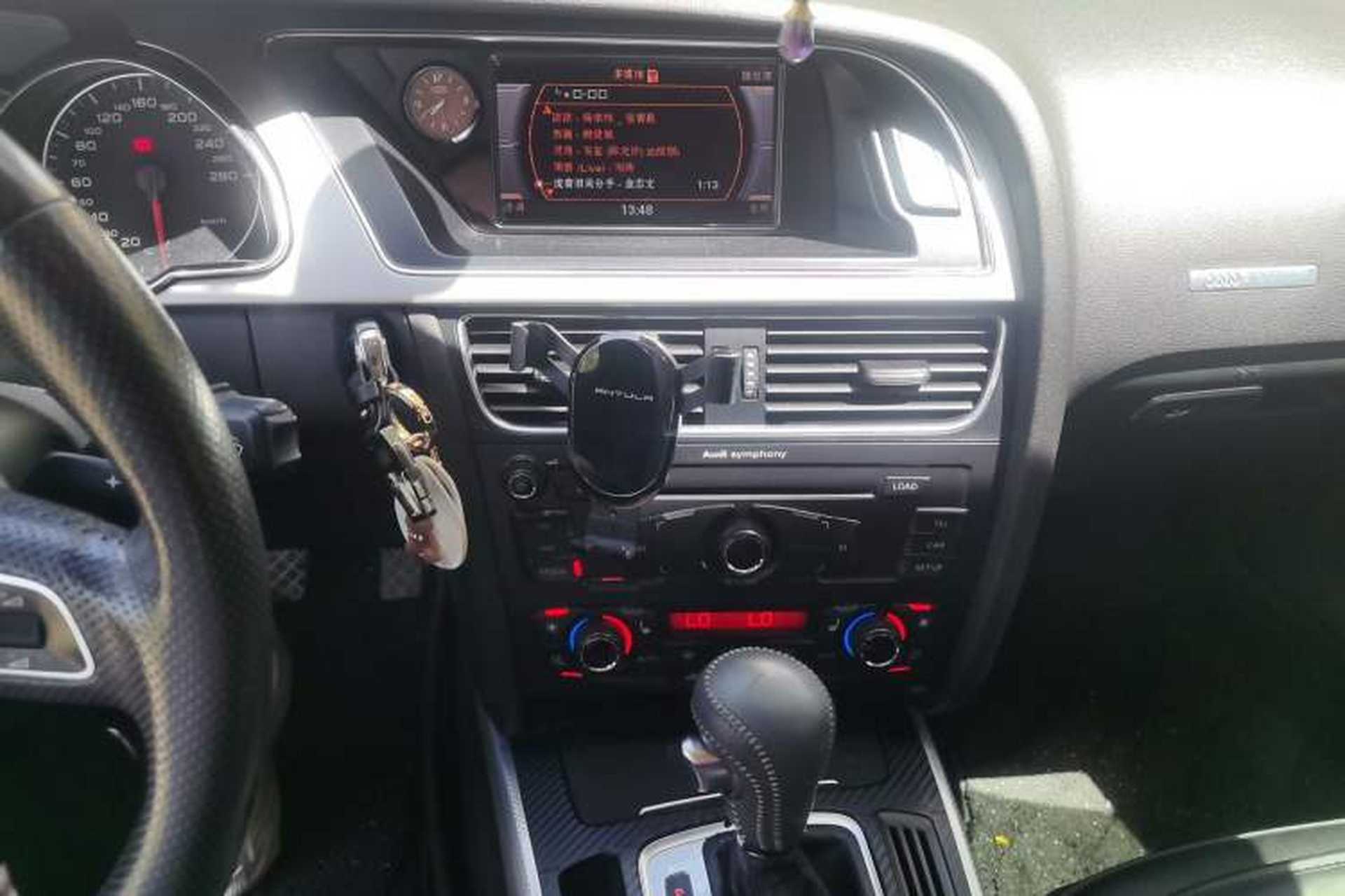 Used Audi A5 2010 2.0TFSI Sportback Comfort Model Audio And AC Panel