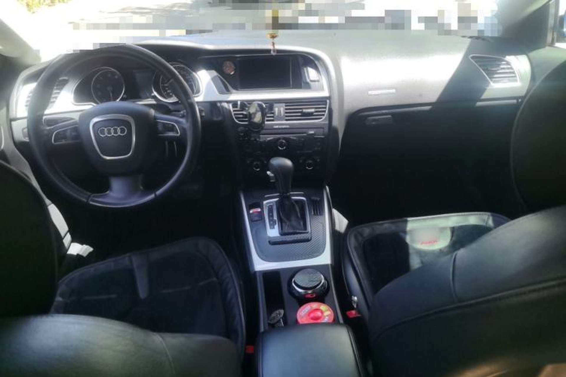 Used Audi A5 2010 2.0TFSI Sportback Comfort Model Center Console