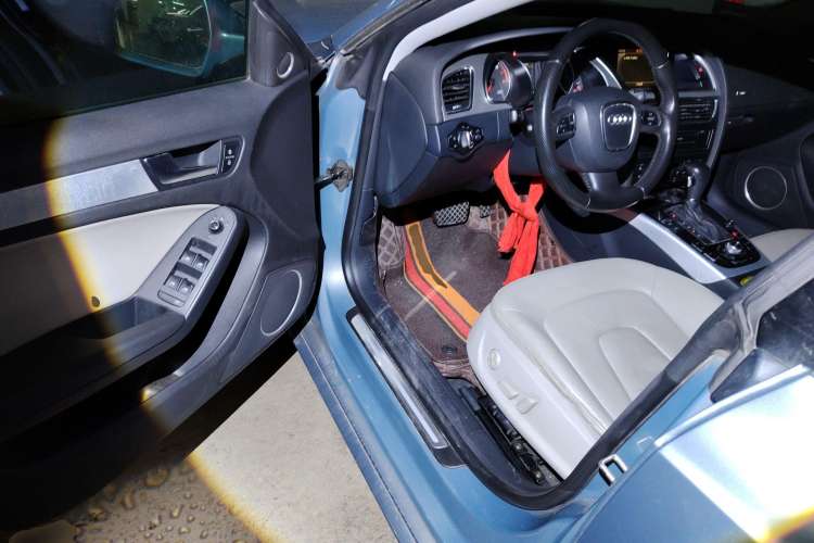Used Audi A5 2010 2.0TFSI Sportback Luxury Model Driver Seat