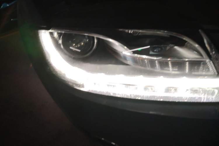 Used Audi A5 2010 2.0TFSI Sportback Luxury Model Right Front Headlight