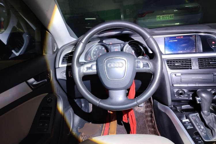 Used Audi A5 2010 2.0TFSI Sportback Luxury Model Steering Wheel