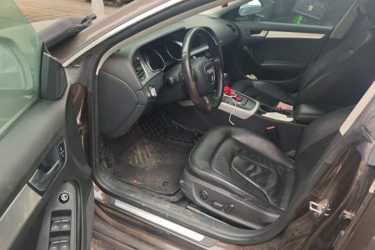 Used Audi A5 2010 2.0TFSI Sportback Comfort Model Driver Seat