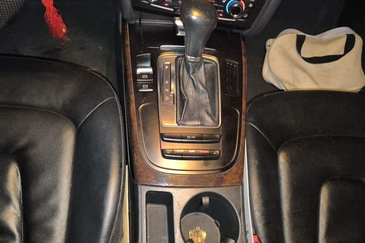 Used Audi A5 2010 2.0TFSI Coupe Gear Lever