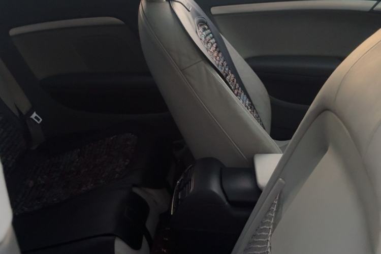 Used Audi A5 2010 2.0TFSI Coupe Interior 1