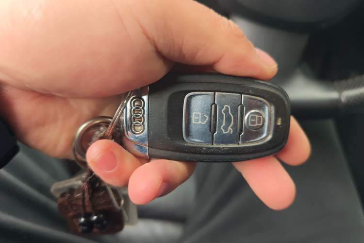 Used Audi A5 2010 2.0TFSI Sportback Comfort Model Vehicle Key