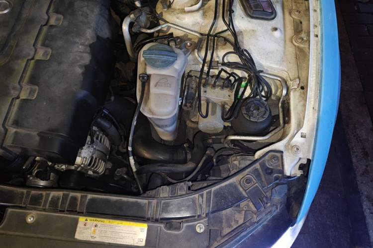 Used Audi A5 2010 2.0TFSI Sportback Comfort Model Engine Bay Left