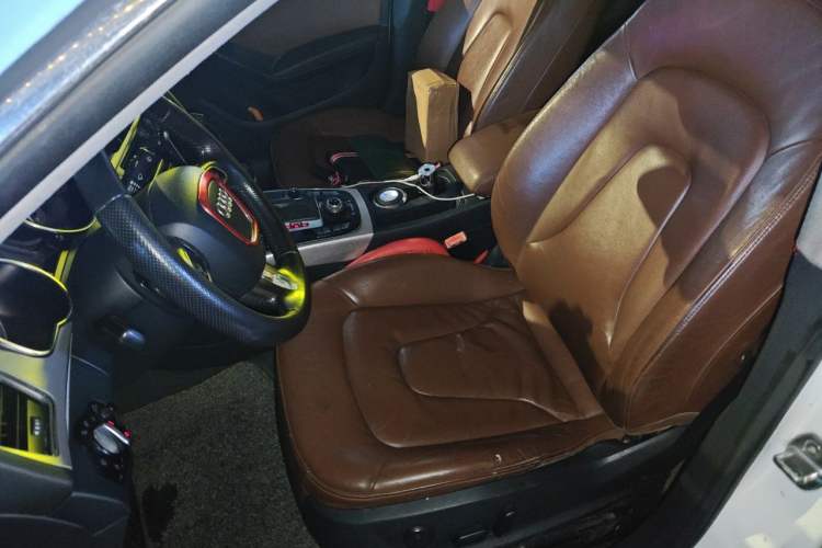 Used Audi A5 2010 2.0TFSI Sportback Comfort Model Left Front Seat