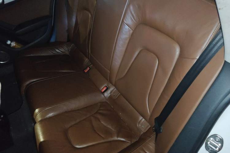 Used Audi A5 2010 2.0TFSI Sportback Comfort Model Left Rear Seat