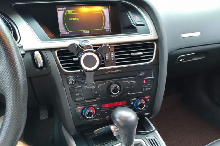 Used Audi A5 2010 2.0TFSI Sportback Comfort Model Audio And AC Panel