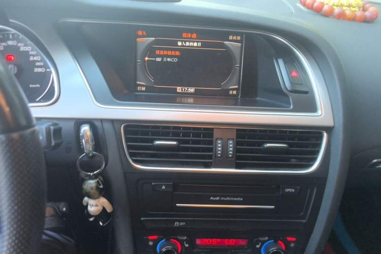 Used Audi A5 2010 2.0TFSI Sportback Comfort Model Audio And AC Panel
