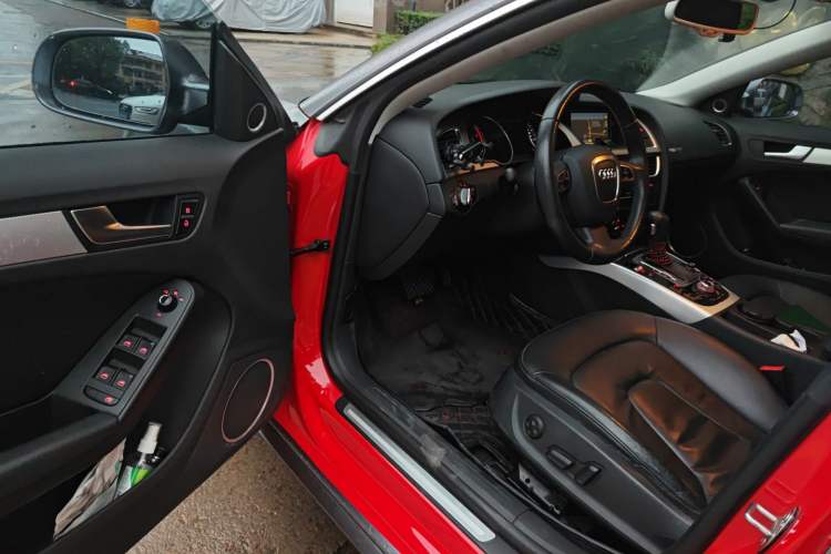 Used Audi A5 2010 2.0TFSI Sportback Technology Model Driver Seat