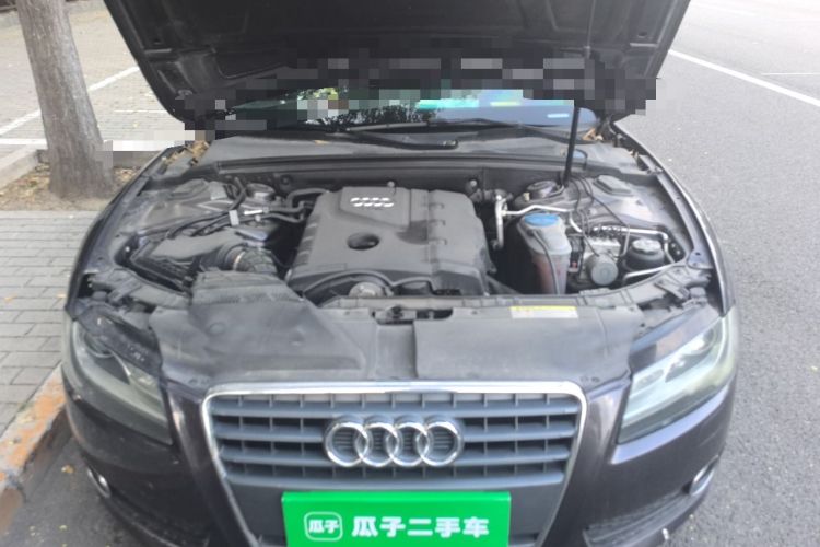 Used Audi A5 2010 2.0TFSI Sportback Comfort Model Engine Bay
